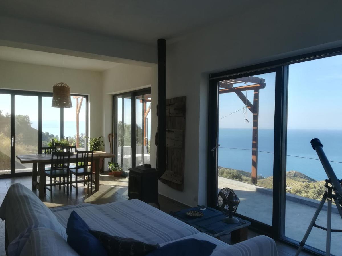 Sea Breeze Ecological Villa Ajía Galíni Kültér fotó